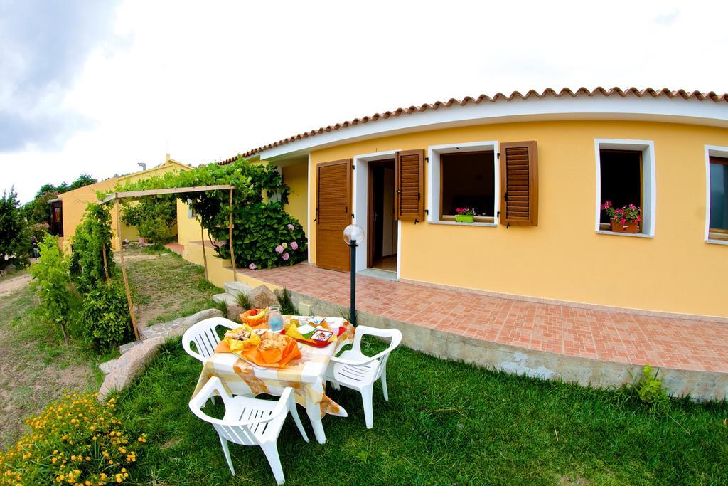 Вілла Agriturismo Sardo Campavaglio Екстер'єр фото