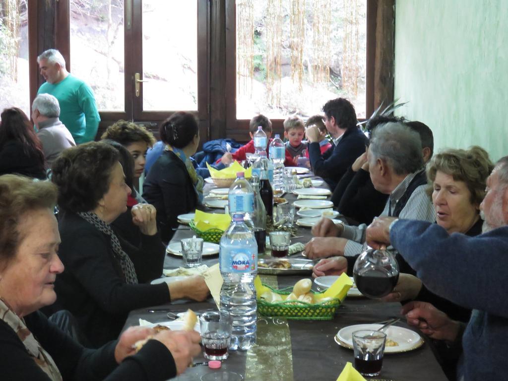 Вілла Agriturismo Sardo Campavaglio Екстер'єр фото