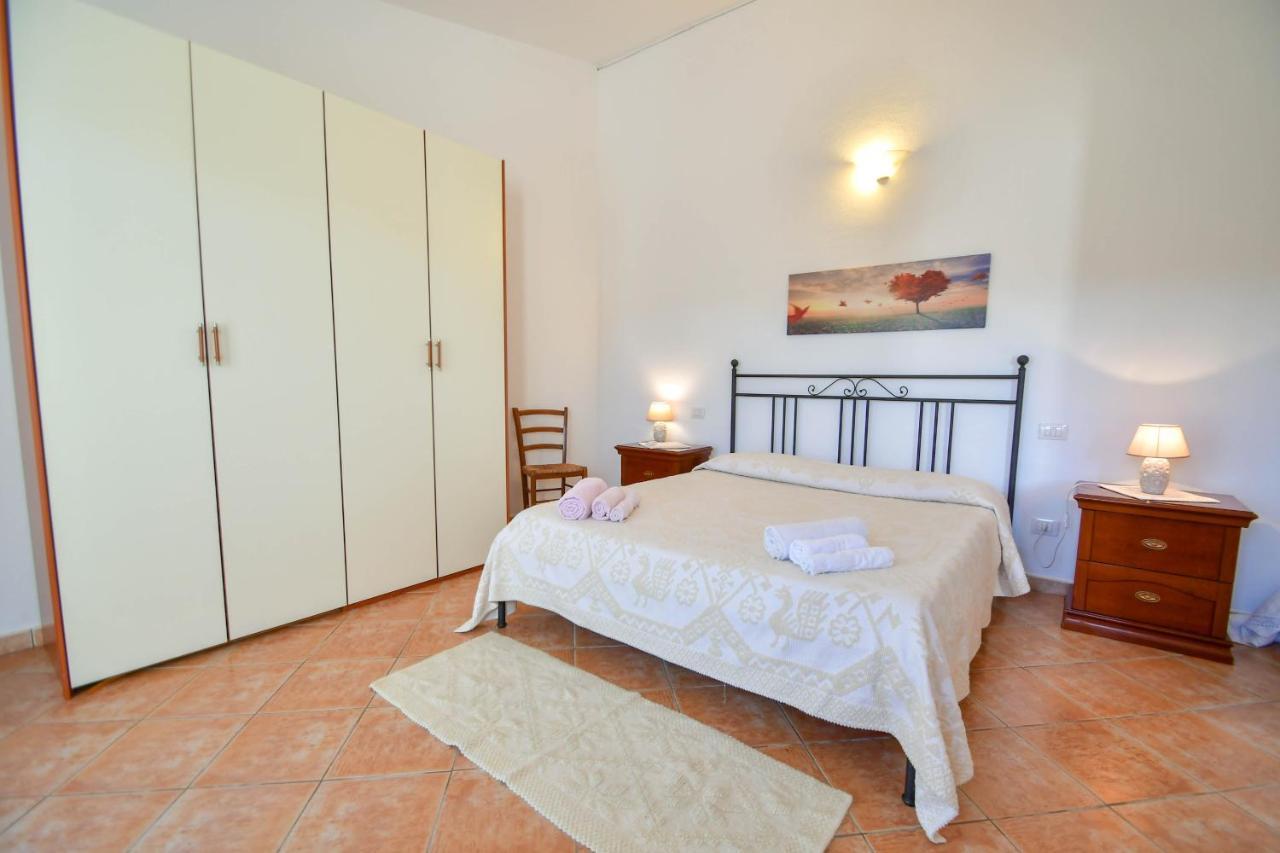 Вілла Agriturismo Sardo Campavaglio Екстер'єр фото